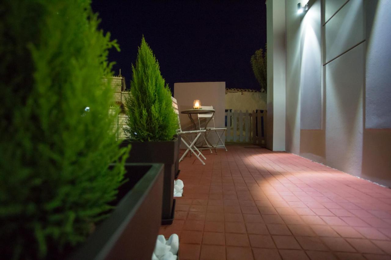 Apollonio Upper View Suites Corinth Exteriör bild