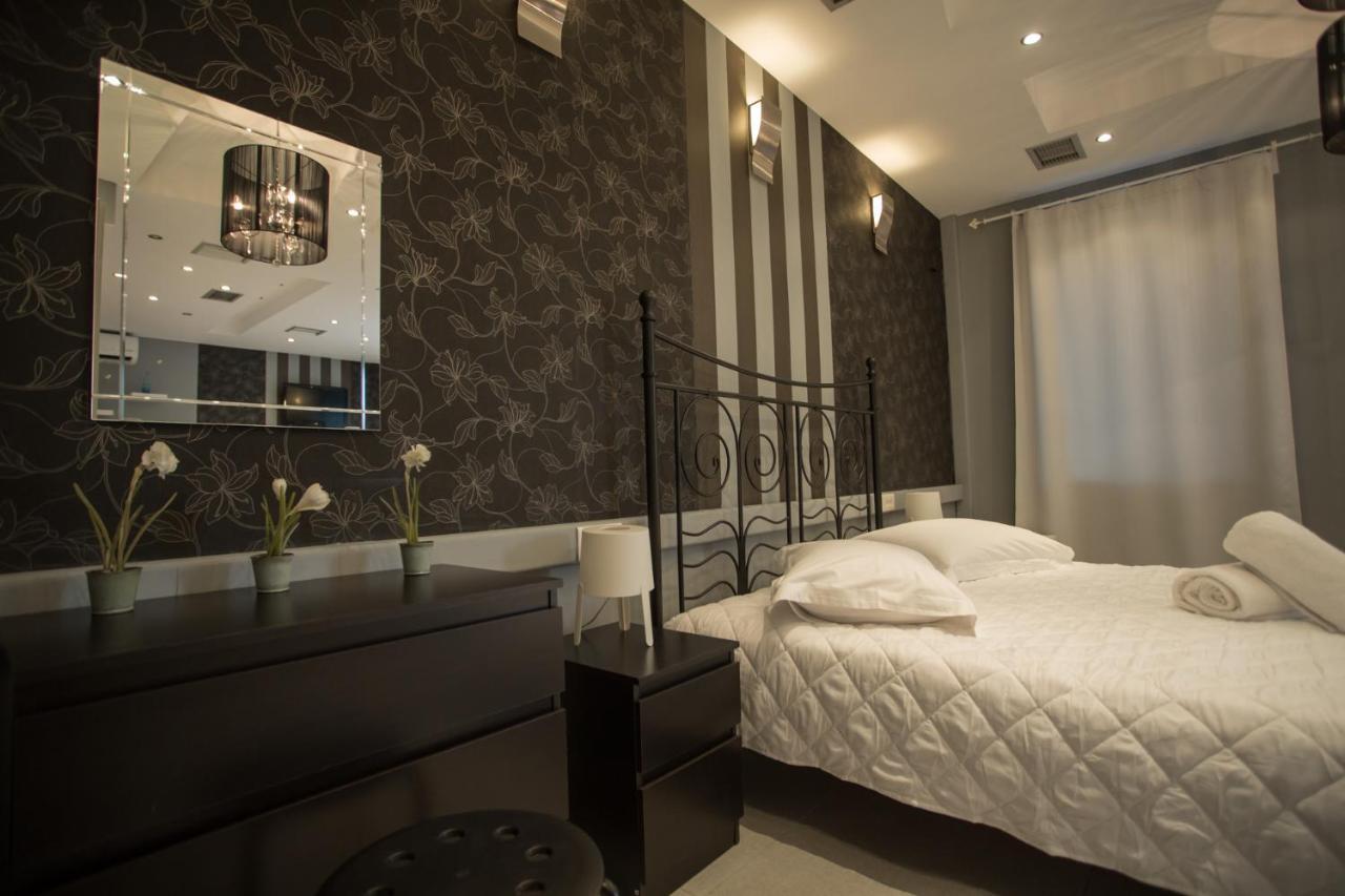 Apollonio Upper View Suites Corinth Exteriör bild