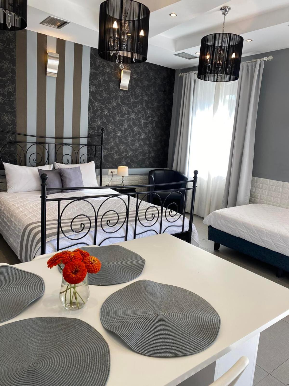 Apollonio Upper View Suites Corinth Exteriör bild